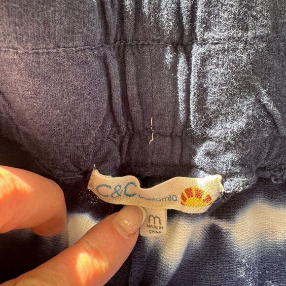 Tie-dyed shorts size small - Picture 3 of 3